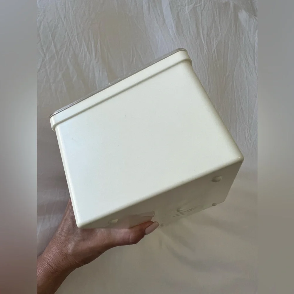 Vintage Wilson Wil-Hold Plastic Storage Box | White Embossed Roses